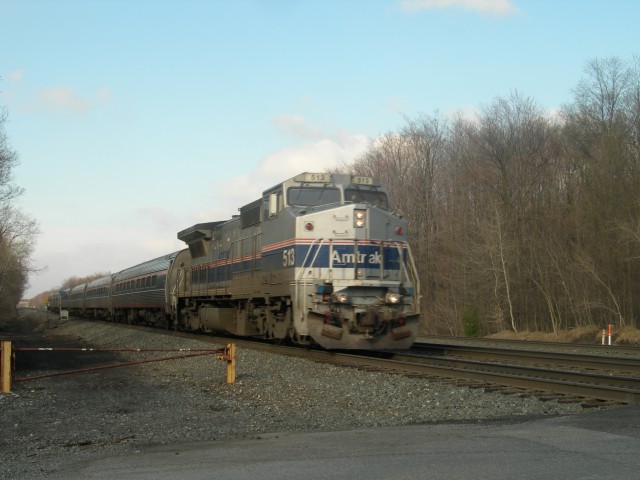 Dash8-32BWH Amtrak nei pressi di Cresson, Pennsylvania