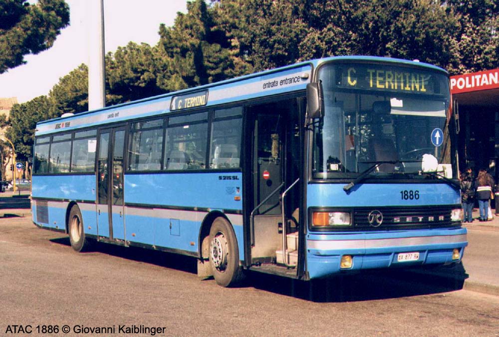 Appena arrivati, i SETRA vennero impiegati su alcune linee periferiche come la "C" (attuale C2)