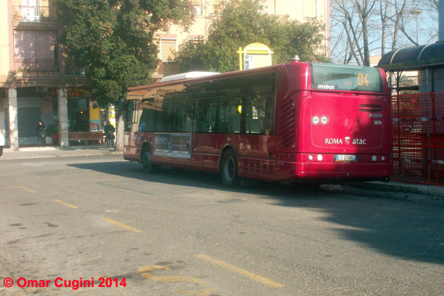 La nuova 3074 in servizio sullo 04 fotografata a P.le Stazione Lido Centro